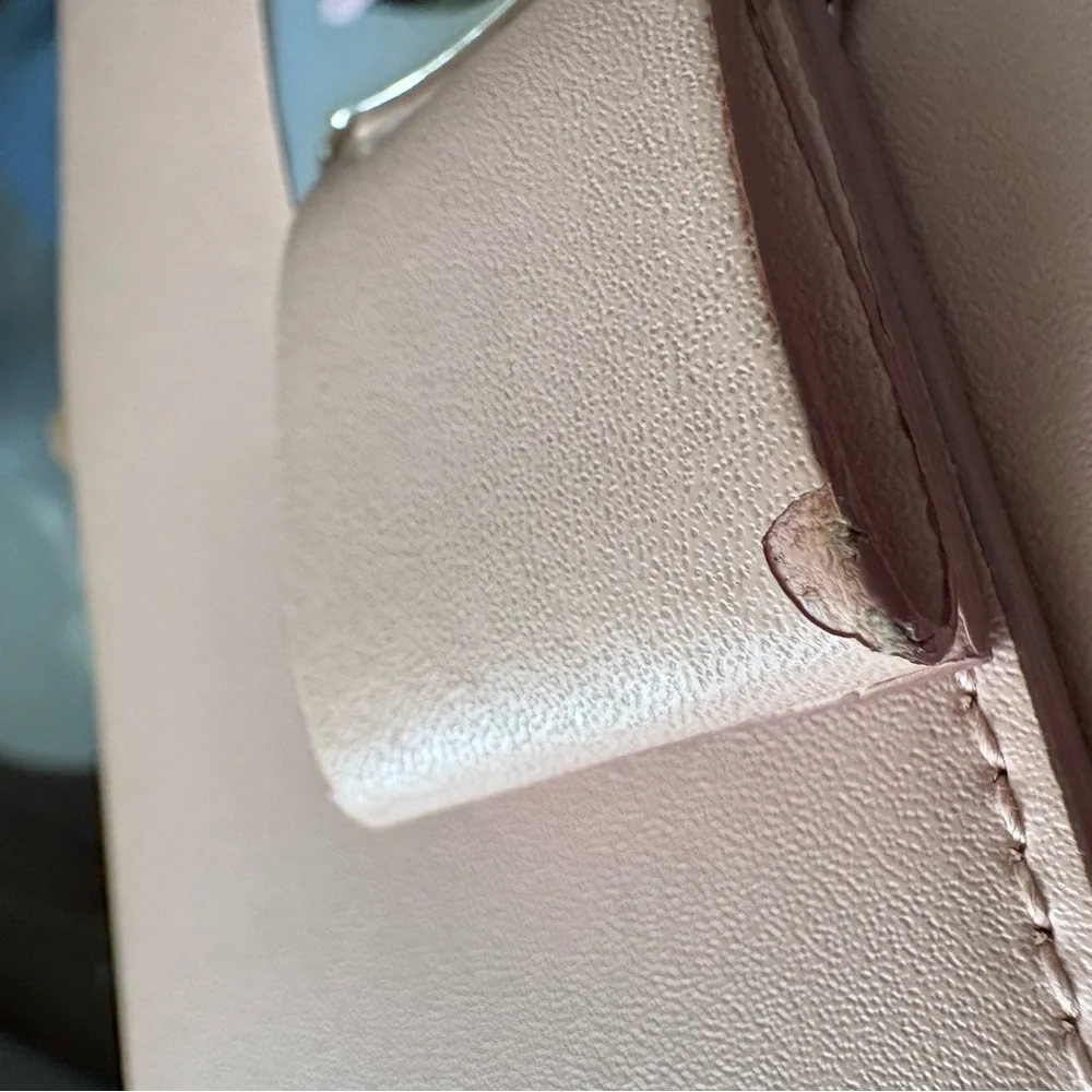 Salvatore Ferragamo Pink Leather Vara Bow Continental Wallet - Picture 10 of 10
